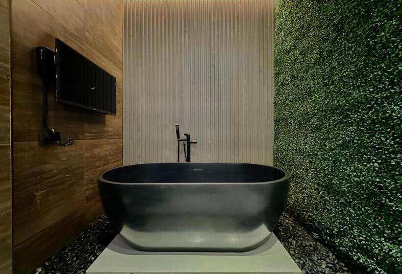 اتاق لوکس, Here宅這兒私宅 屏市宅 採自助式入住