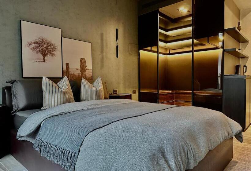 اتاق لوکس, Here宅這兒私宅 屏市宅 採自助式入住