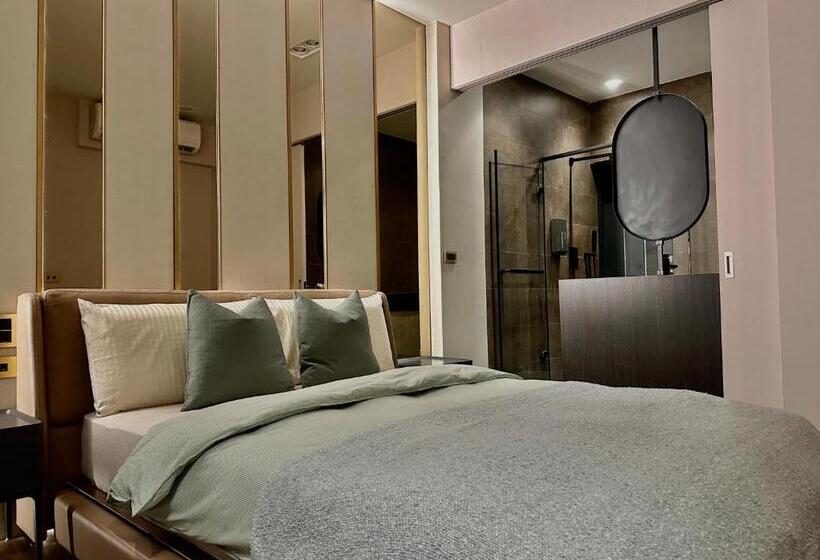 اتاق لوکس با بالکن, Here宅這兒私宅 屏市宅 採自助式入住