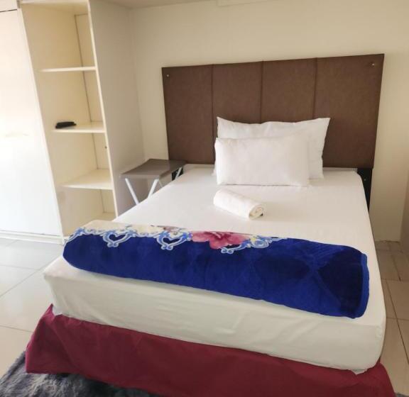 스탠다드 룸, Hunters Nest Guest House Mafikeng
