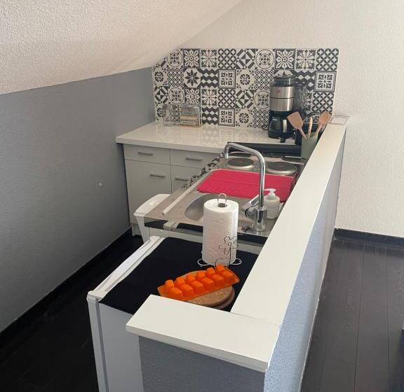 家庭工作室, Le P Tit Charrat