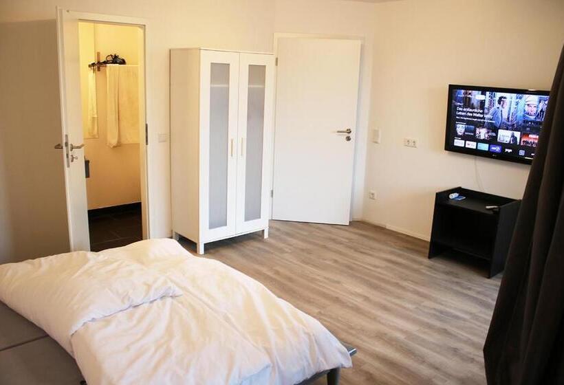Номер Стандарт с Балконом, Messe  Und Gästezimmer Hildesheim