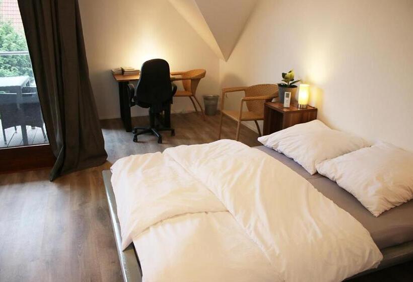 غرفة قياسية مزوَّدة بشُرفة, Messe  Und Gästezimmer Hildesheim