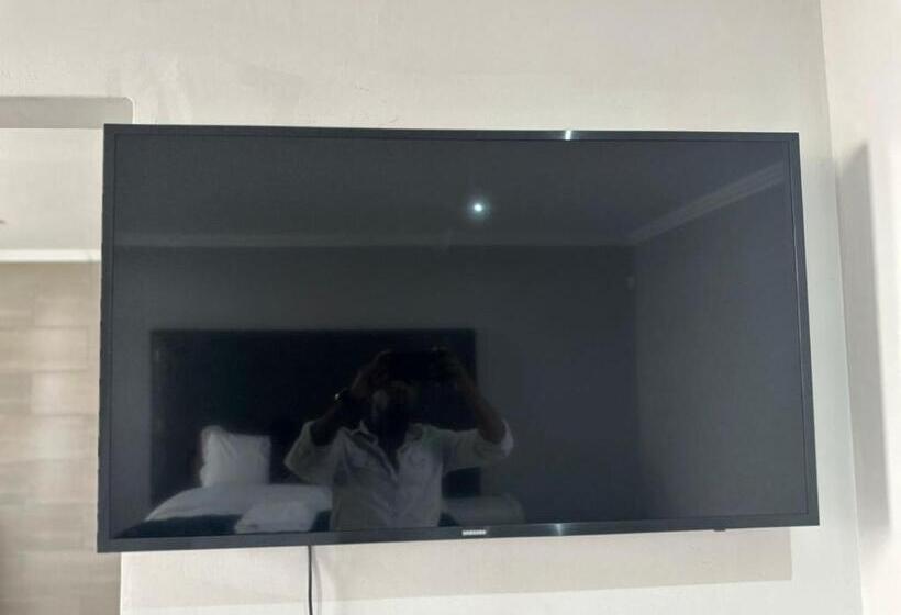 سوییت لوکس, Platinum Guesthouse Waterkloof