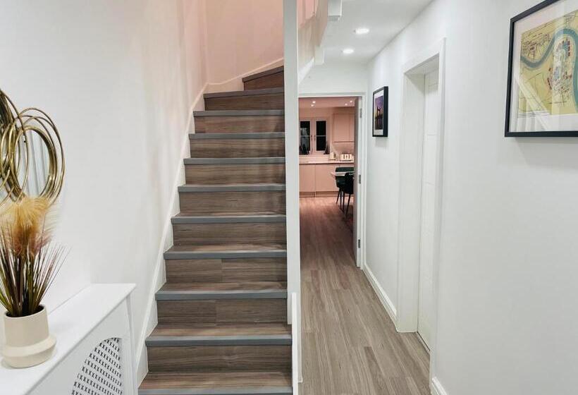 Номер Стандарт Вид на Сад, Riverside Double Room Garden View E14