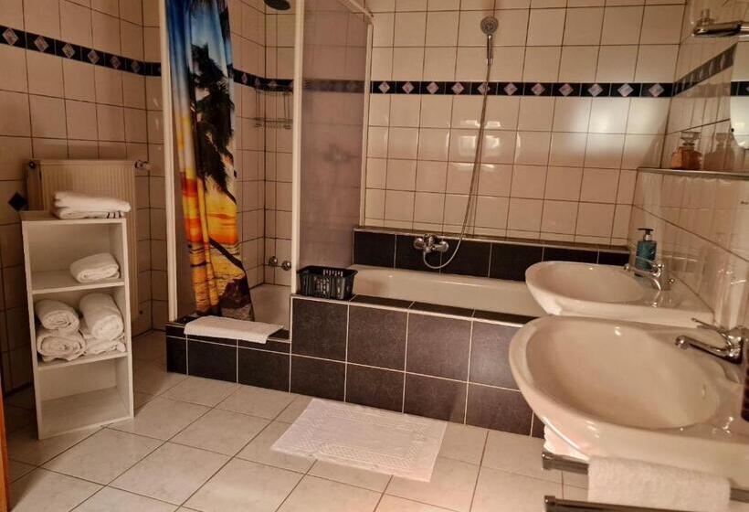 套房, Pension Giovanni