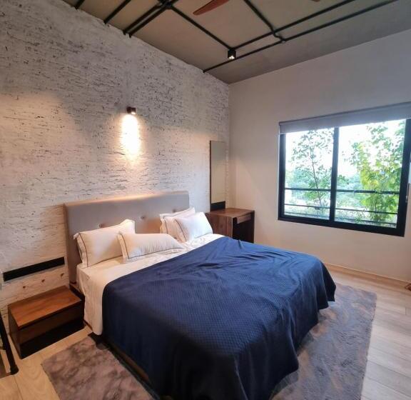 1 Bedroom Penthouse Apartment, Vaux Park Street   A Collection Of 8 Luxury Lofts