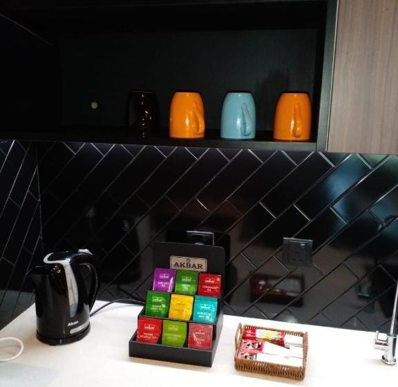 آپارتمان 2 خوابه, Vaux Park Street   A Collection Of 8 Luxury Lofts