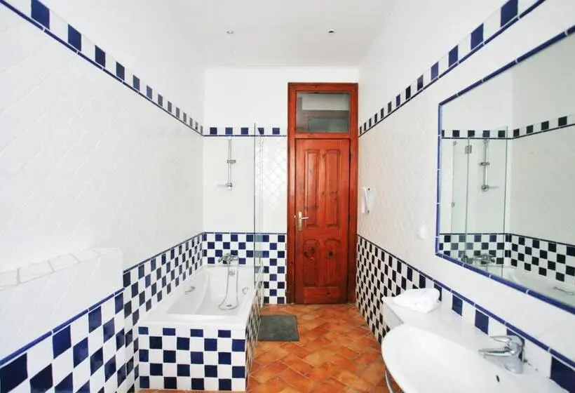 Camera Standard Singola Bagno Condiviso, Saturdays