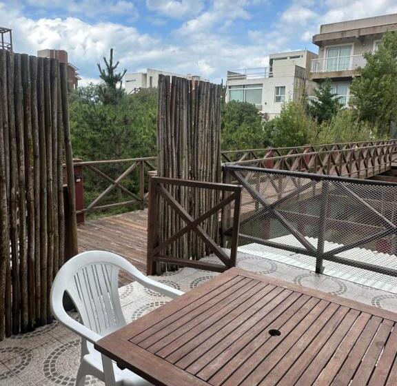 Standaard Studio, Apart Costa Esmeralda