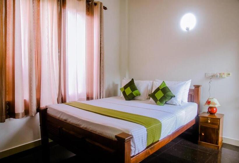 غرفة قياسية, Kadolana Villa