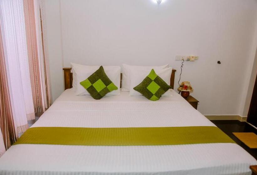 Трехместный Номер Комфорт, Kadolana Villa