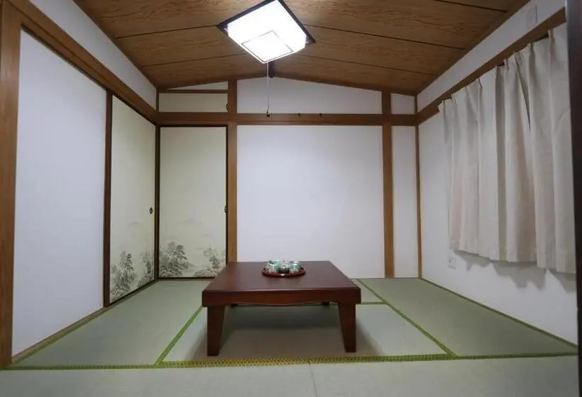 Sviitti 2 Makuuhuonetta, 東京昭島迎賓館
