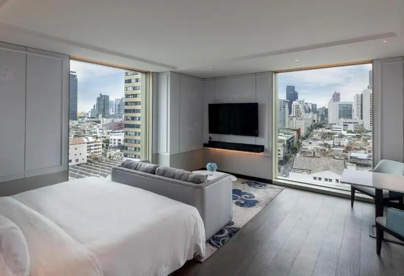 Executive Room King Size Bed