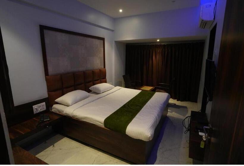 デラックスルーム, Modi Samrat