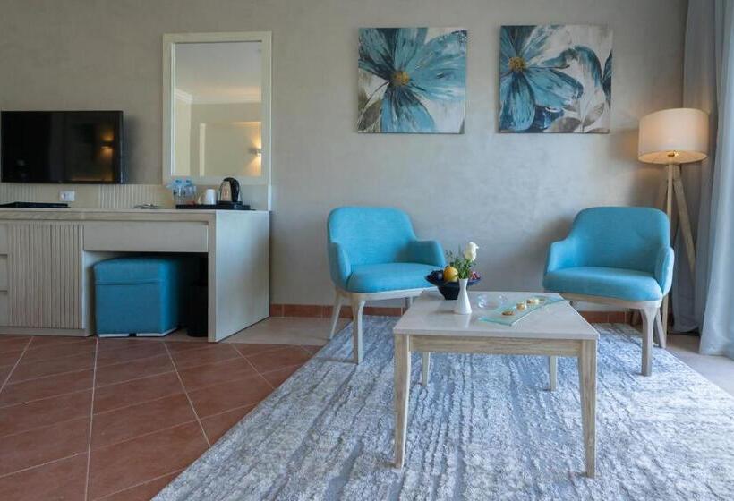 اتاق لوکس با تخت بزرگ, Safir Marsa Matrouh Resort