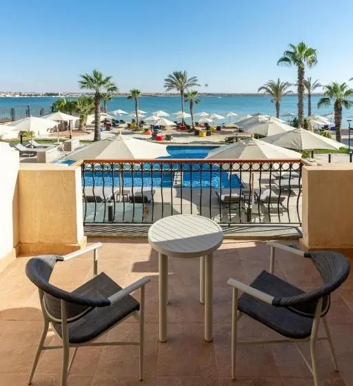اتاق سوپریور با تخت بزرگ, Safir Marsa Matrouh Resort