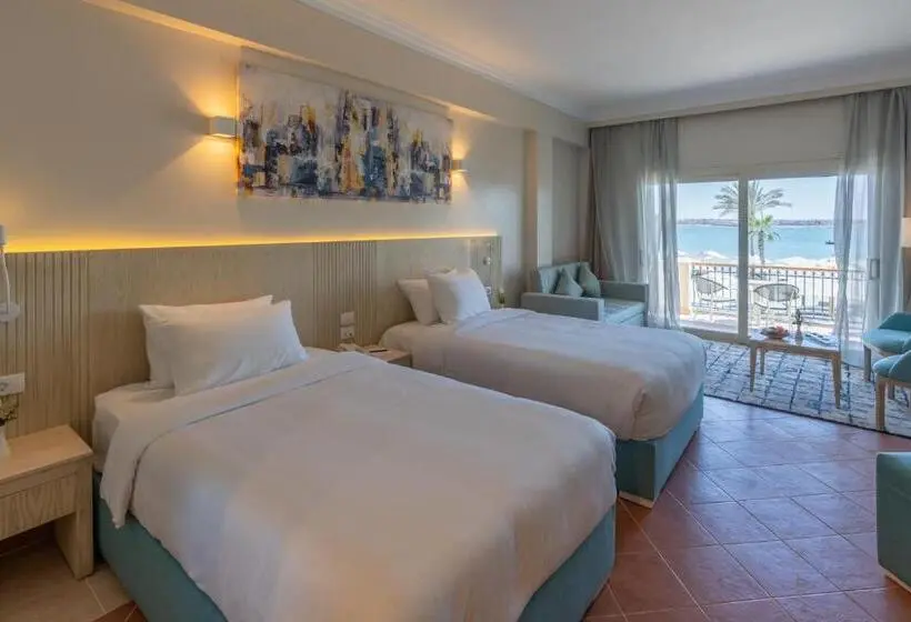 اتاق سوپریور با چشمانداز دریا, Safir Marsa Matrouh Resort