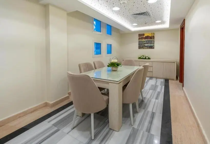 سوییت با چشمانداز دریا, Safir Marsa Matrouh Resort