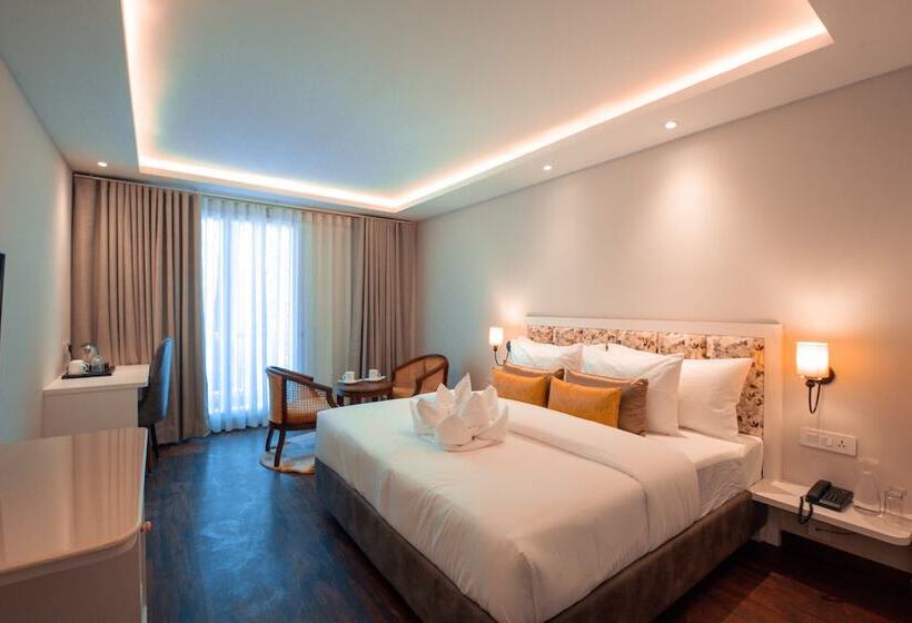 デラックスルーム, Welcomheritage Santa Roza Kasauli