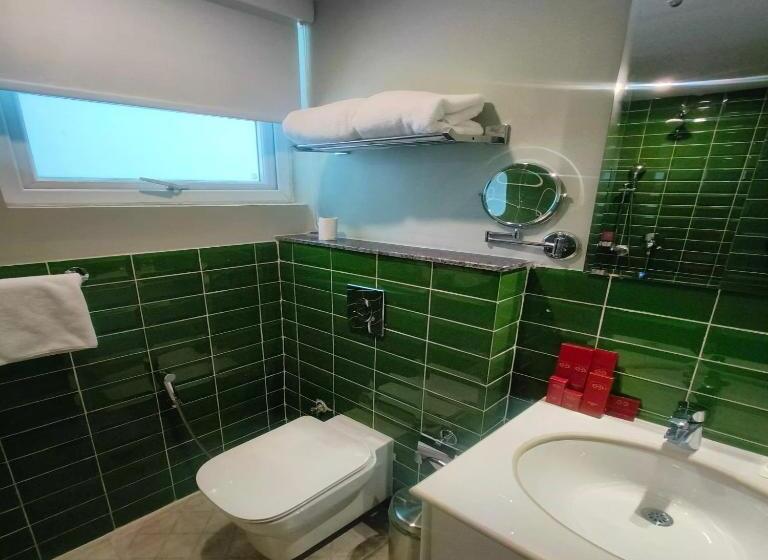 デラックスルーム, Welcomheritage Santa Roza Kasauli