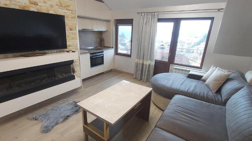 Family Suite, елеганс къща за гости