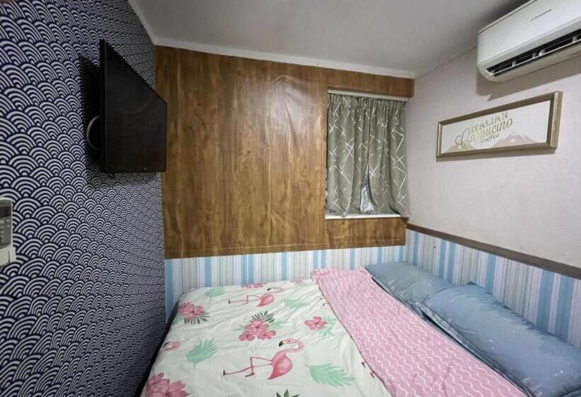 اتاق استاندارد یک نفره, 香港铃木旅馆