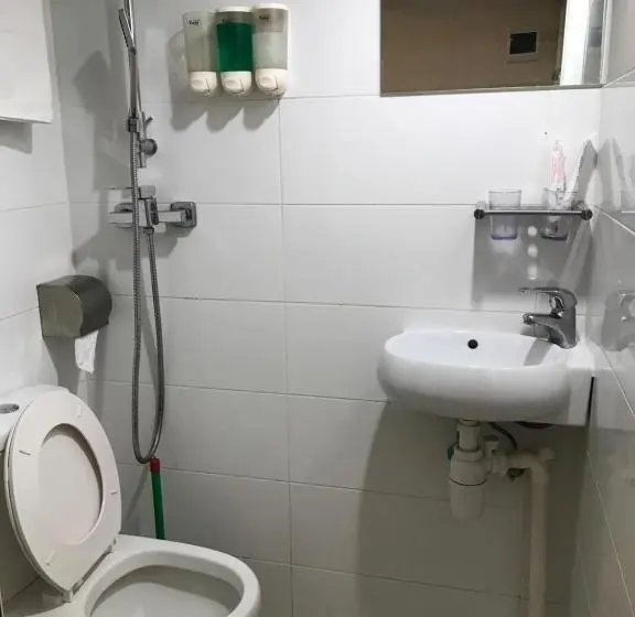 اتاق عادی, 香港铃木旅馆