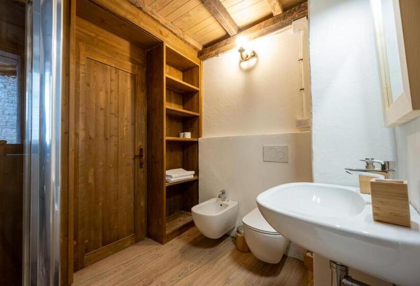 Семейный Номер, Borgo Dei Sassi Di Roccamalatina   Room And Breakfast