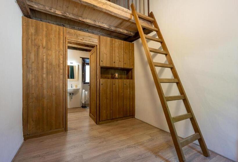 Семейный Номер, Borgo Dei Sassi Di Roccamalatina   Room And Breakfast