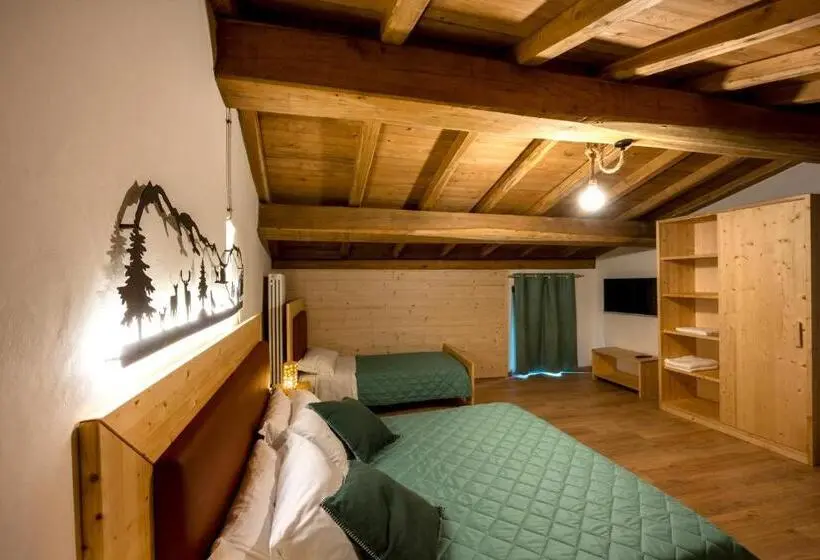 Standard Neljän Hengen Huone, Borgo Dei Sassi Di Roccamalatina   Room And Breakfast