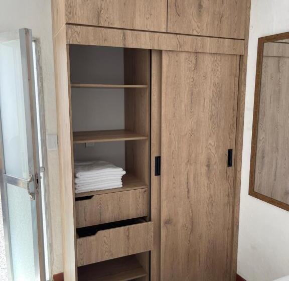 스탠다드 룸 더블 침대 2개, Casa Blanca Hostal