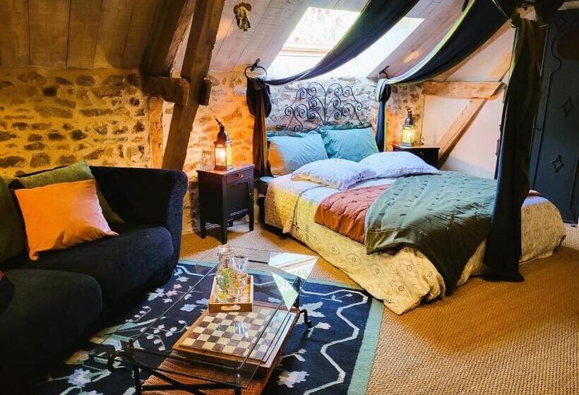 غرفة ديلوكس, Les Causeries Du Monde