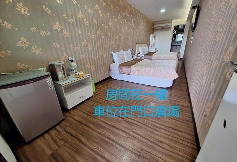 Economy Quadruple Room, Xinghe Motel Chaozhou