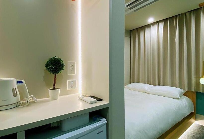 デラックスルーム, 东京中心上野公园时尚设计师房间ycoc 上野公园3分钟 车站1分钟 超级繁华 免费wifi 戴森吹风