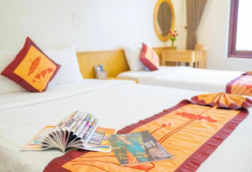 اتاق سوپریور سه تخته, Gia Le