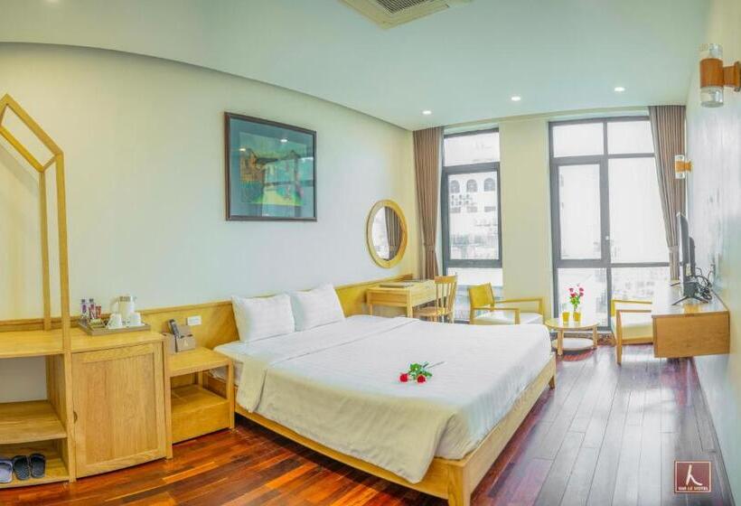 اتاق سوپریور, Gia Le