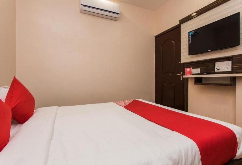 标准间, O Madhur Inn