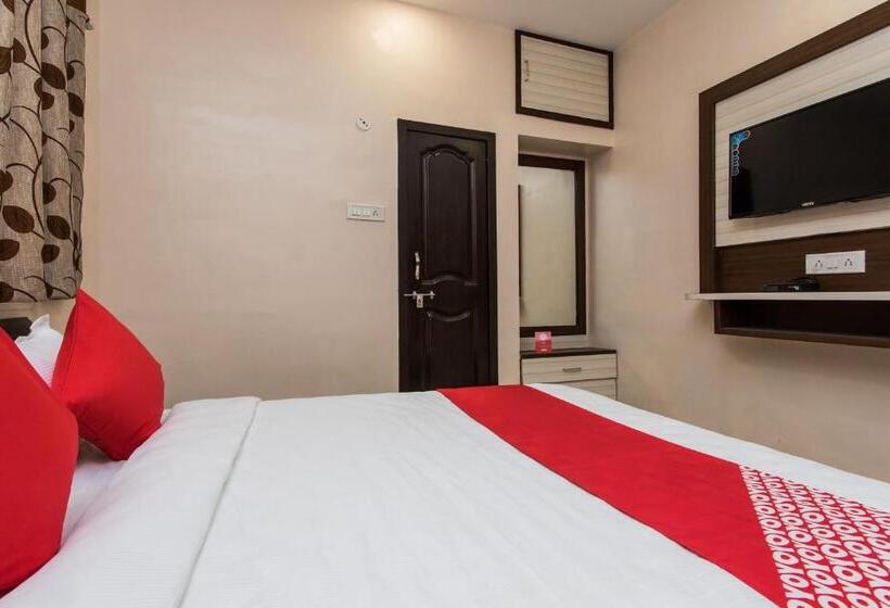 标准间, O Madhur Inn