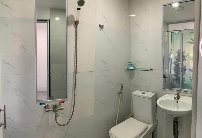 اتاق استاندارد, Mai Tuan Chánh Môn A