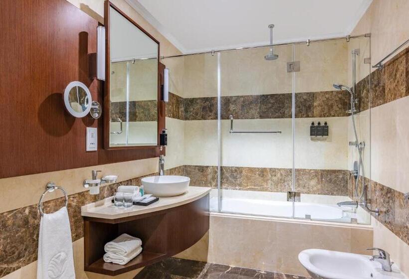 اتاق استاندارد با تخت بزرگ, Riviera Rayhaan By Rotana Doha