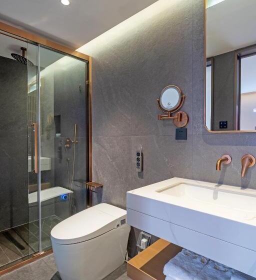 带阳台的豪华间, Xinxiang Yayuan Beijing Sihe Courtyard With Sky Garden Terrace Near Tiananmen Square Forbidden City