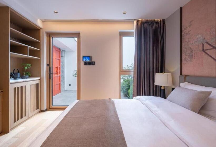 اتاق لوکس با بالکن, Xinxiang Yayuan Beijing Sihe Courtyard With Sky Garden Terrace Near Tiananmen Square Forbidden City
