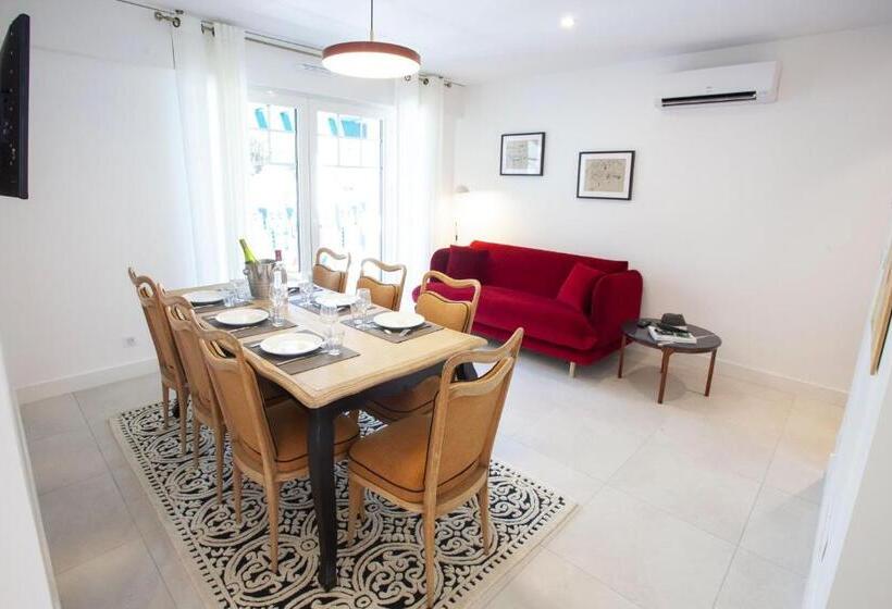 １ベッドルームのデラックスアパートメント, Villa Aitama