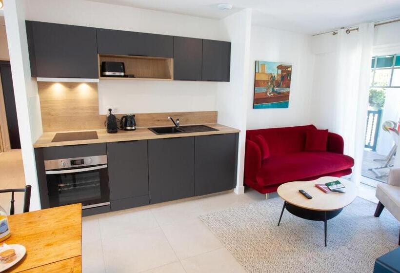 １ベッドルームのスーペリアアパートメント, Villa Aitama