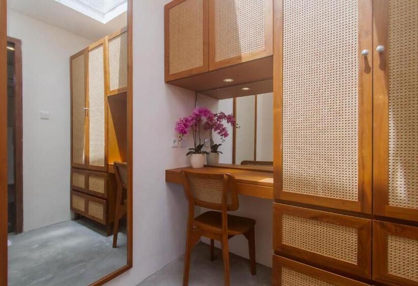 Номер Superior Вид на Сад, Odessa Village By Pramana Villas