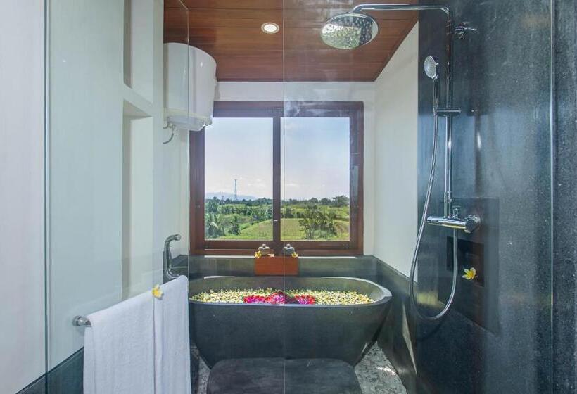 Номер Deluxe, Odessa Village By Pramana Villas