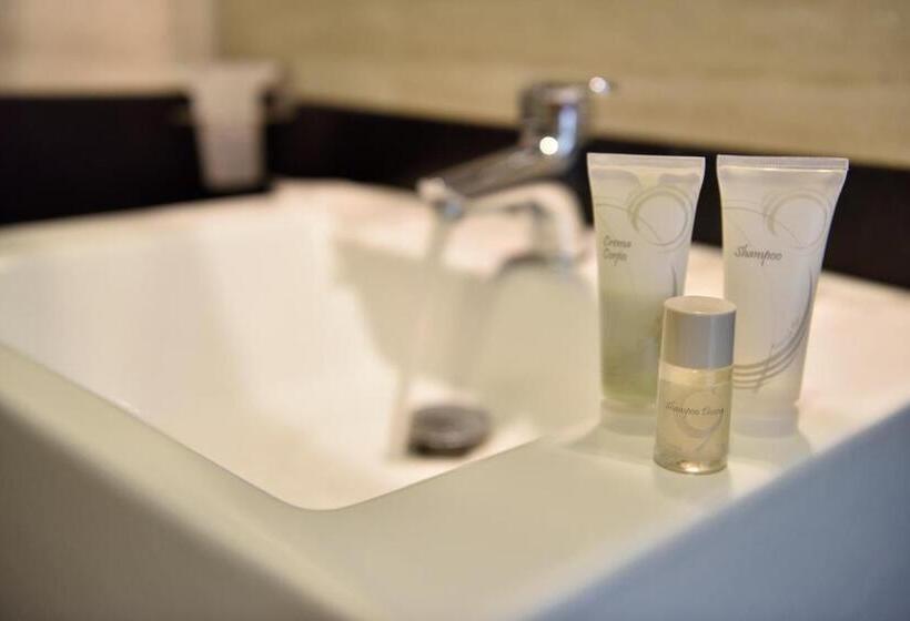 Номер Стандарт Вид на Сад, Bellevue Sardinia Resort, Affiliated by Meliá