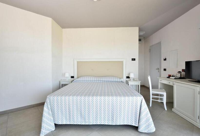 Семейный Номер Вид на Сад, Bellevue Sardinia Resort, Affiliated by Meliá