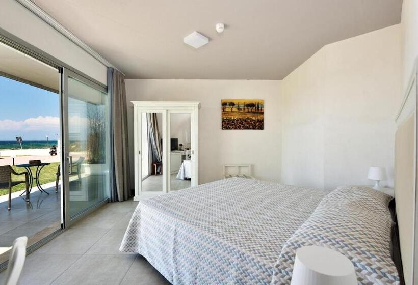 Номер Стандарт Вид на Море, Bellevue Sardinia Resort, Affiliated by Meliá